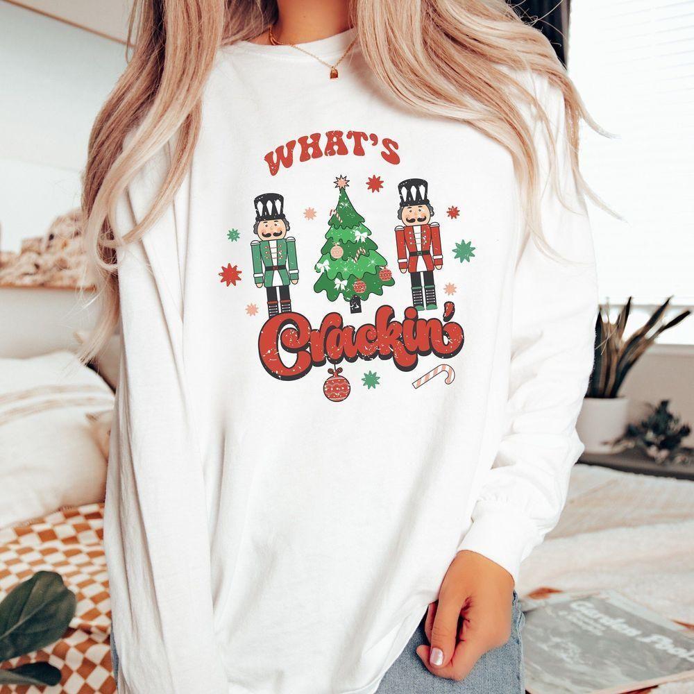 Retro Christmas 22 Vuitino Merch